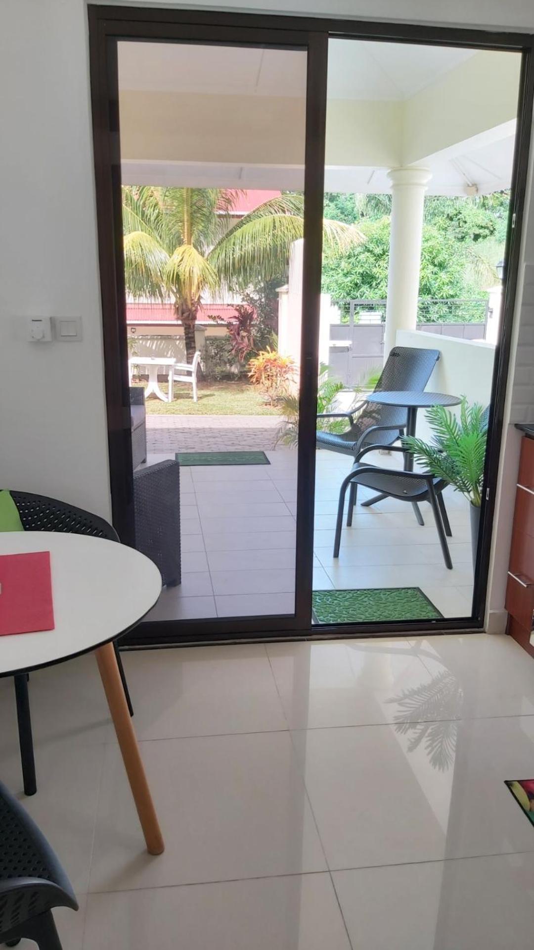 Emma'S Guest House And Self-Catering Au Cap Exteriör bild