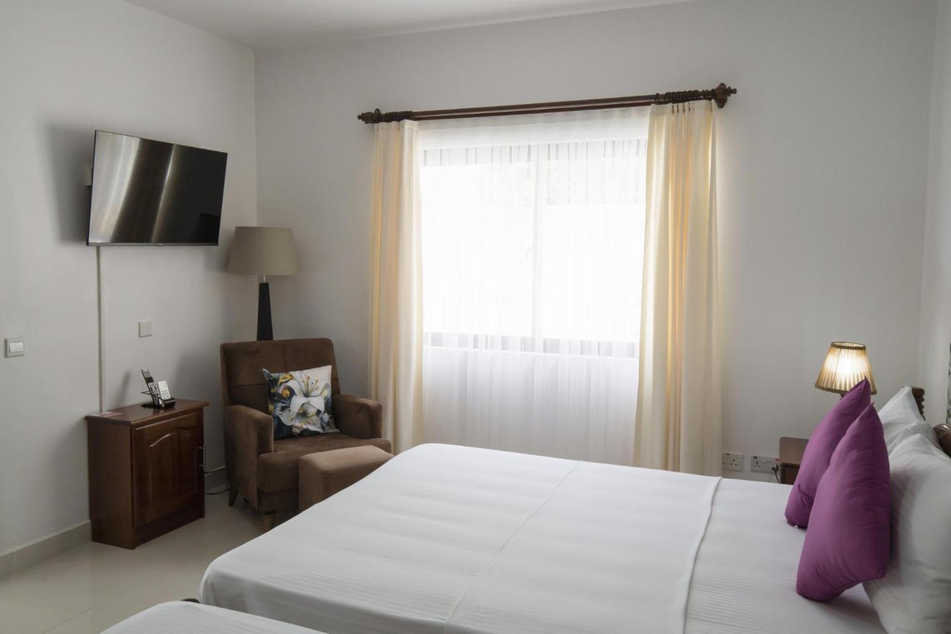 Emma'S Guest House And Self-Catering Au Cap Exteriör bild